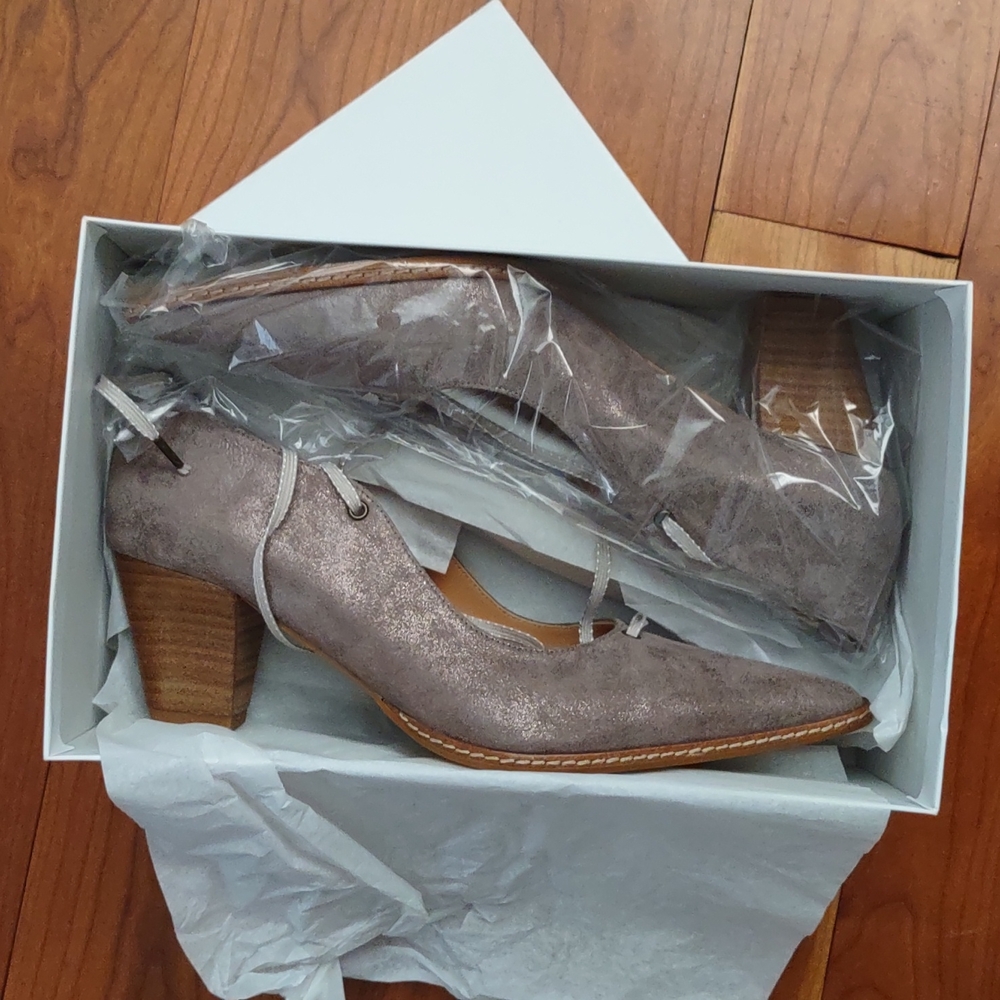 Sundance "Odele" Leather Pumps Heels Nib Size 40 - image 3